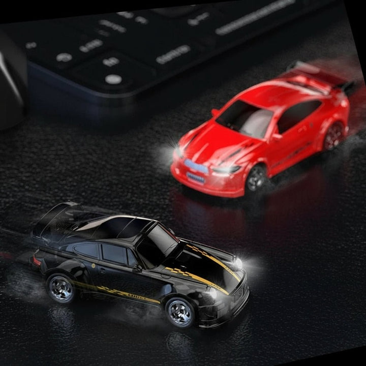 Compact 1:64 remote control drift car - product photo 7