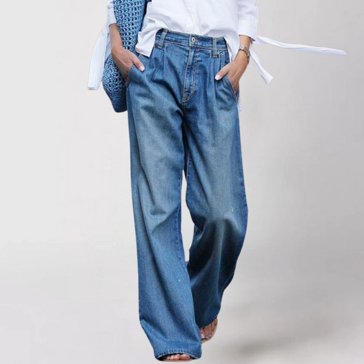 Lila | Relaxed-Fit Women’s Comfort Jeans