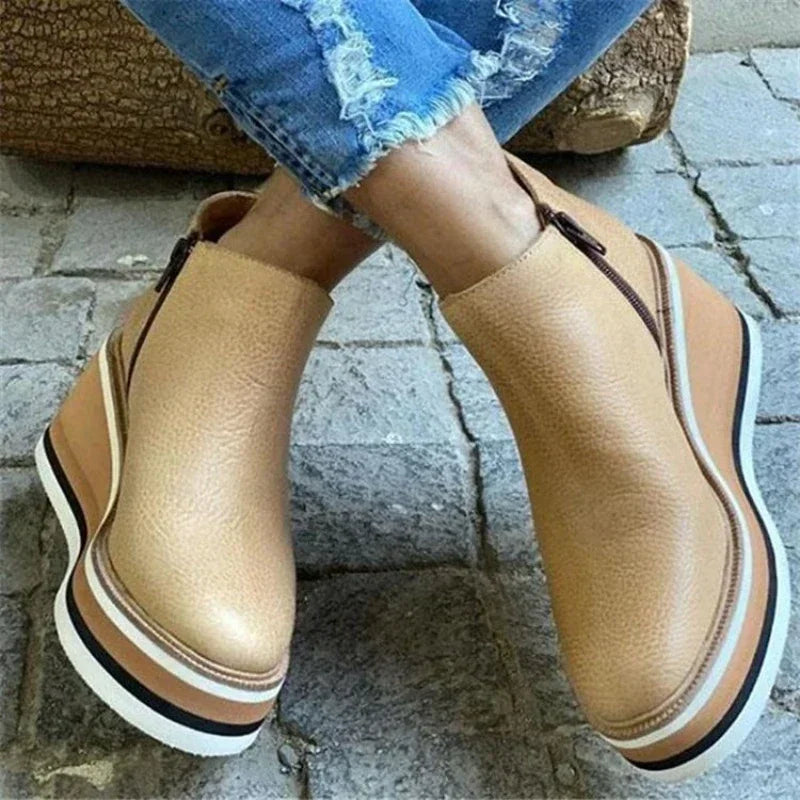 Mia | Women’s Winter Platform Chelsea Boots