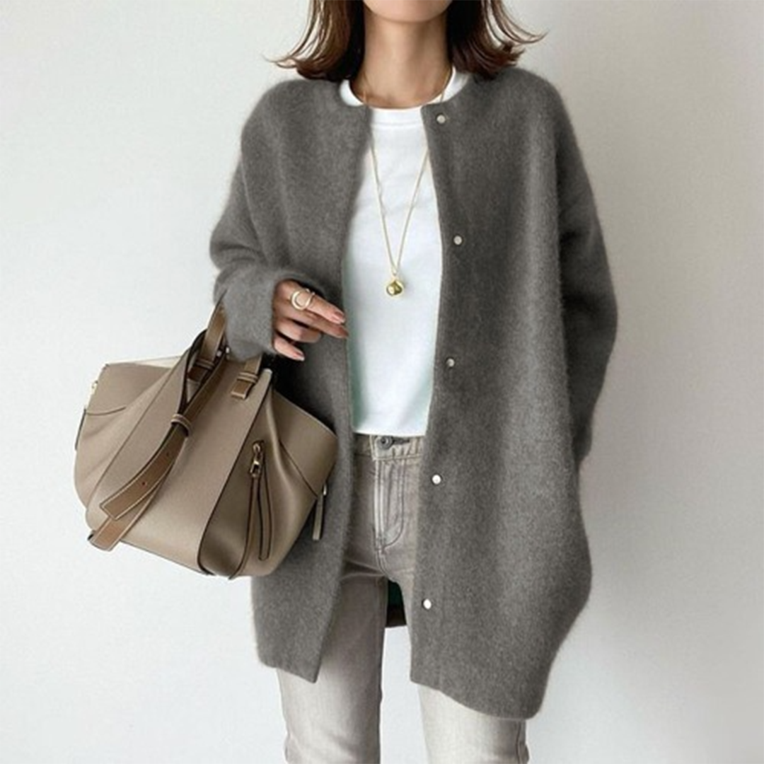 Ava | Women’s Elegant Relaxed-Fit Winter Cardigan