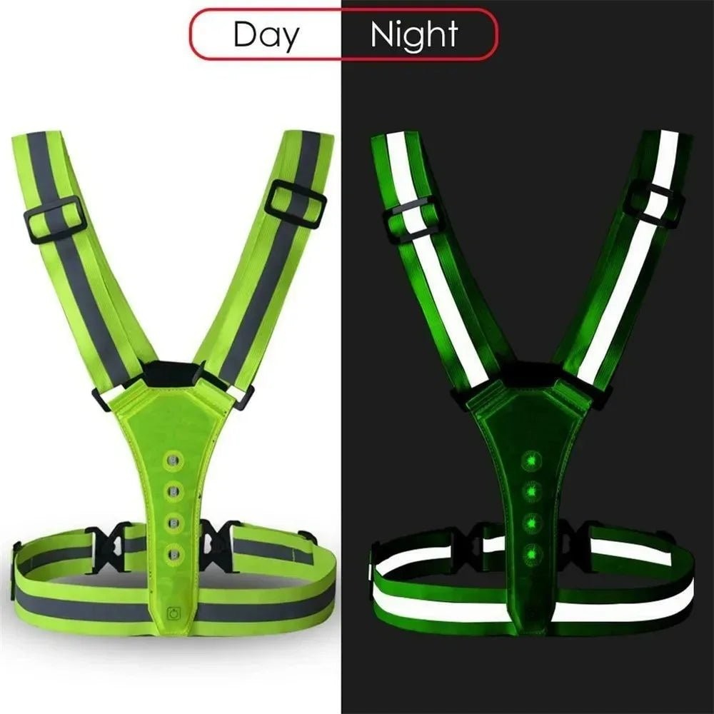 Adjustable LED running vest lit up at night - product photo 5