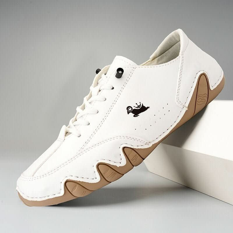 Minimalist barefoot shoe with a wide toe box and thin flexible sole - product photo 1