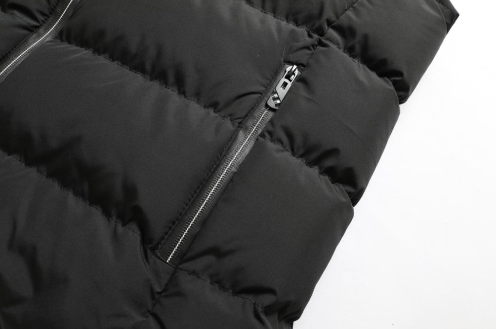 Battery-heated jacket with adjustable heat settings - product photo 15
