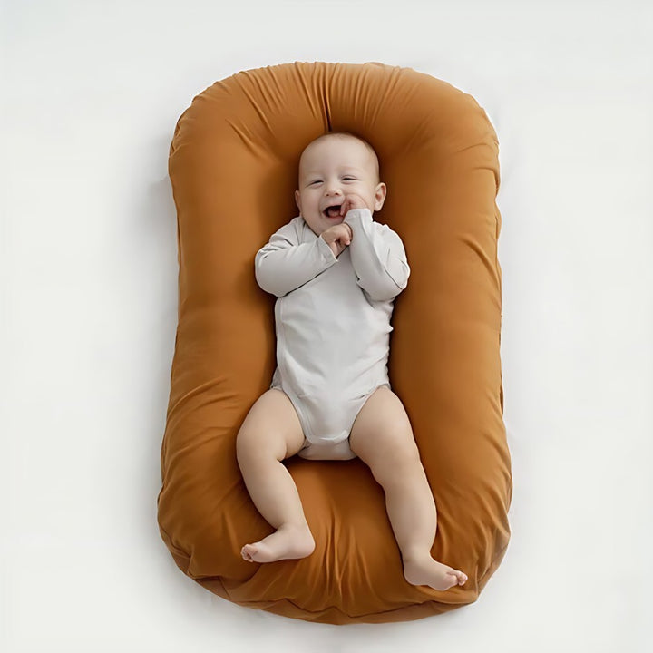 Breathable baby support cushion - product photo 2