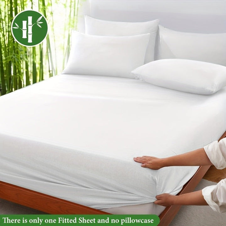 Breathable bamboo-blend fitted sheet on a mattress - product photo 5
