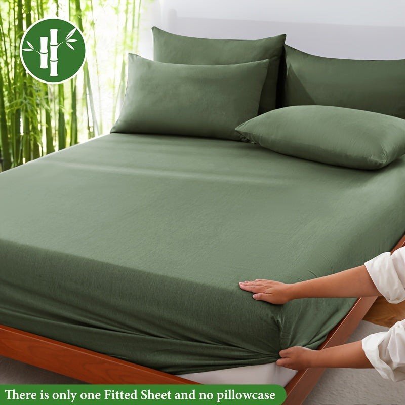 Breathable bamboo-blend fitted sheet on a mattress - product photo 6