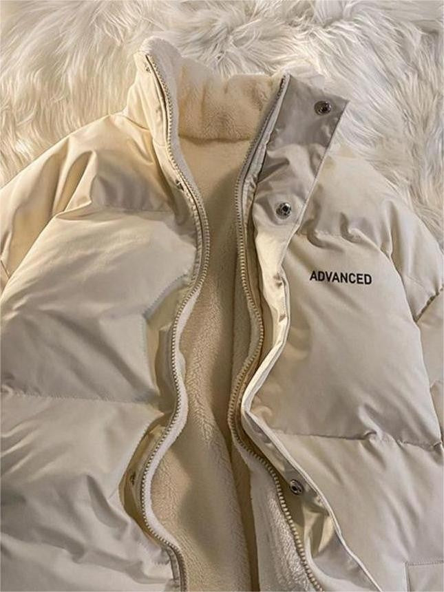 Cropped quilted jacket with a high stand collar and full zip - product photo 6