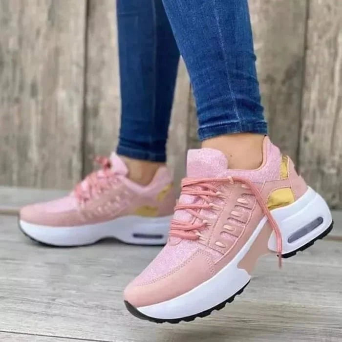 Cushioned women's sneakers with a supportive sole - product photo 4