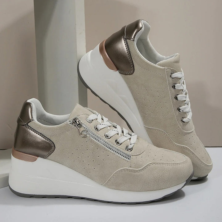 Cushioned women's walking shoes - product photo 7