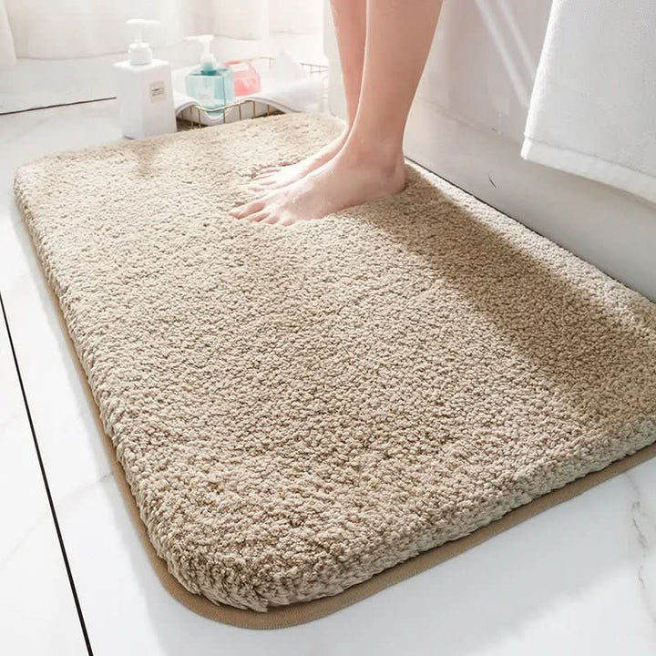 Extra thick high-pile microfiber bath mat on a bathroom floor - product photo 4