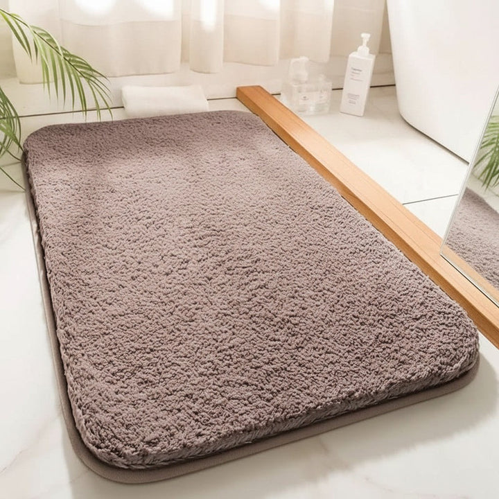 Extra thick high-pile microfiber bath mat on a bathroom floor - product photo 6
