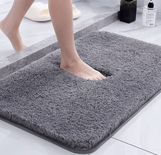 Extra thick high-pile microfiber bath mat on a bathroom floor - product photo 7