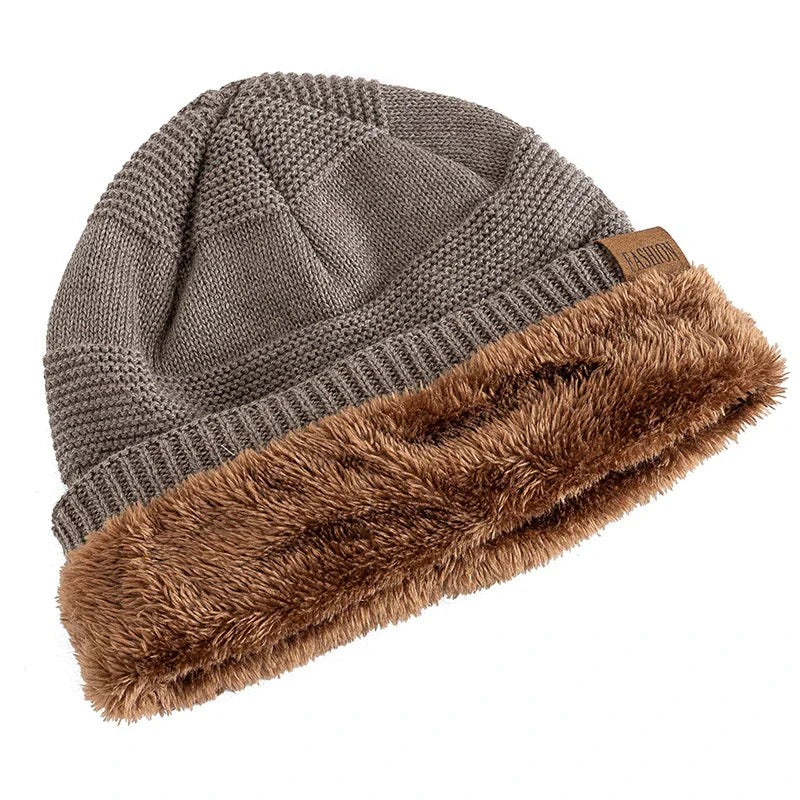 Fleece-lined knit winter beanie - product photo 2