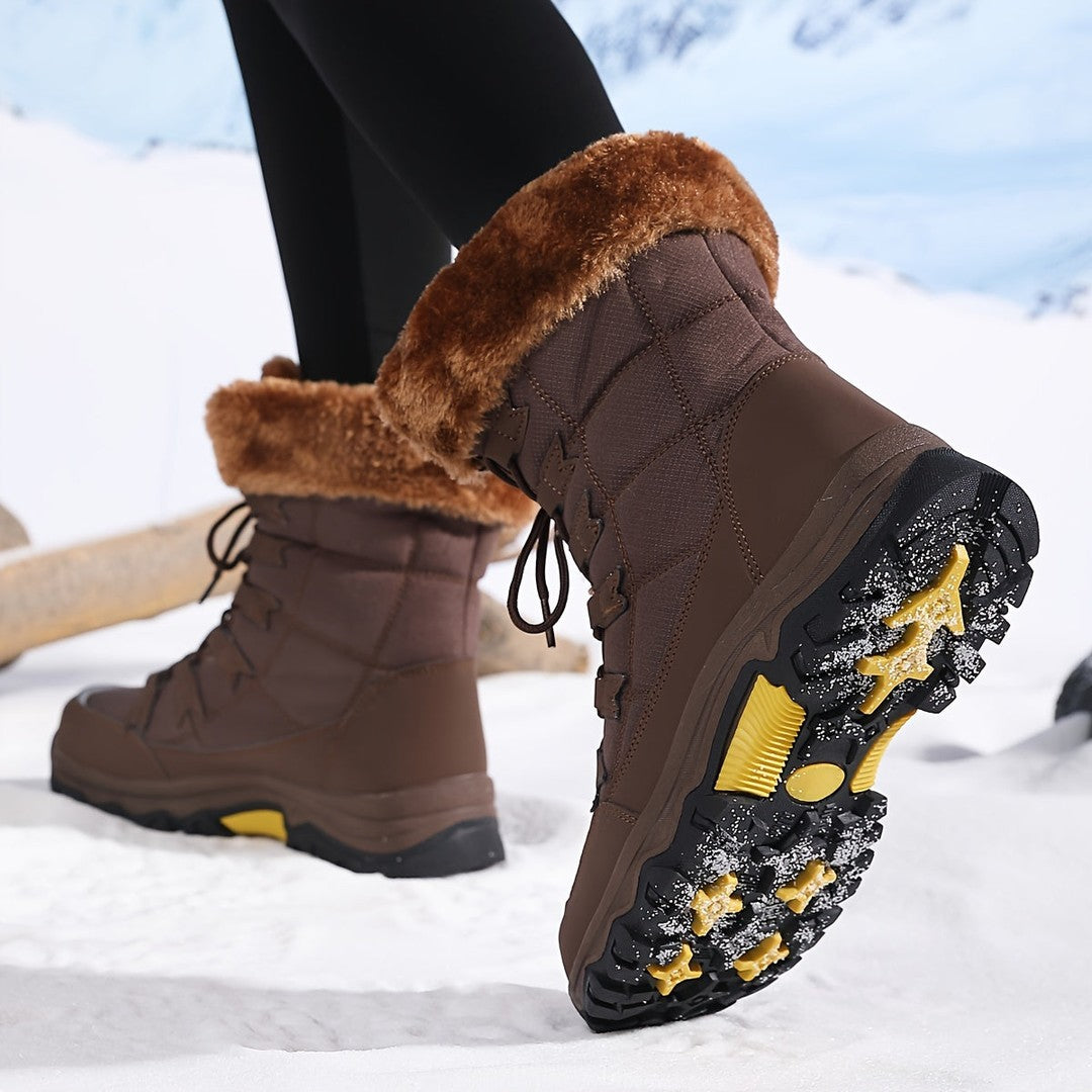 Fleece-lined women's winter boots with a grip sole - product photo 6