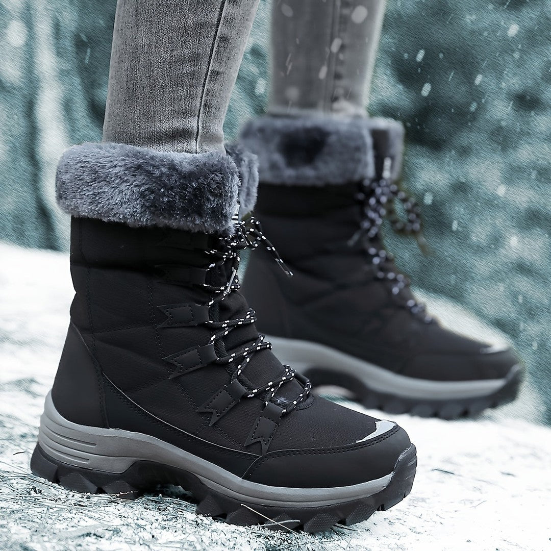 Fleece-lined women's winter boots with a grip sole - product photo 7