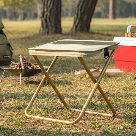 Backpack that unfolds into a portable folding chair - product photo 1