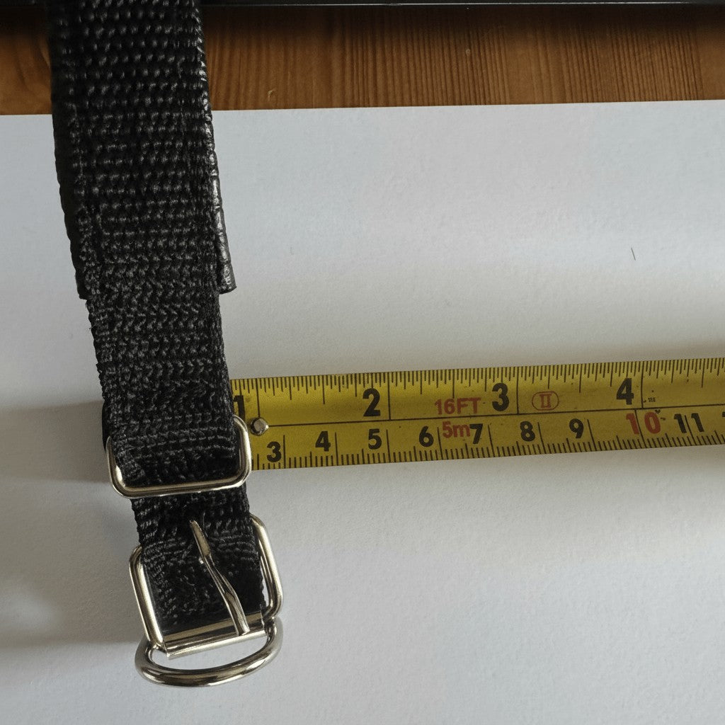 Compact GPS tracker clipped to a cat's collar - product photo 14