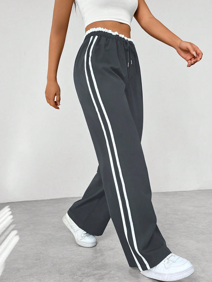 Madison | Women’s Sporty High-Waisted Jogger Pants in Black with White Stripes