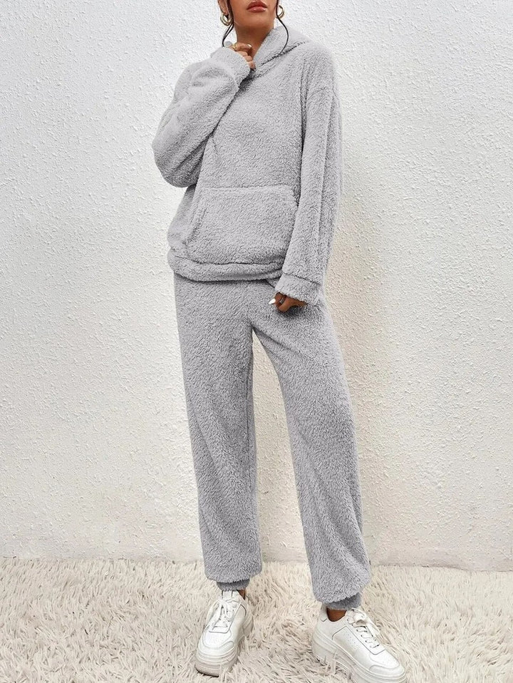 Hooded teddy fleece lounge set - product photo 10