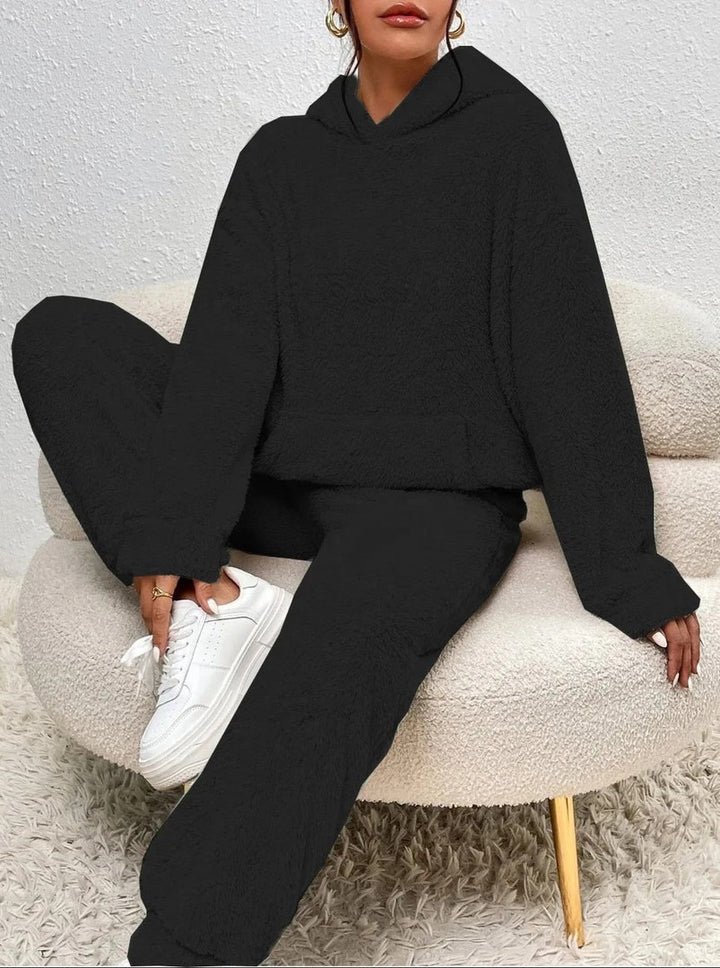 Hooded teddy fleece lounge set - product photo 4