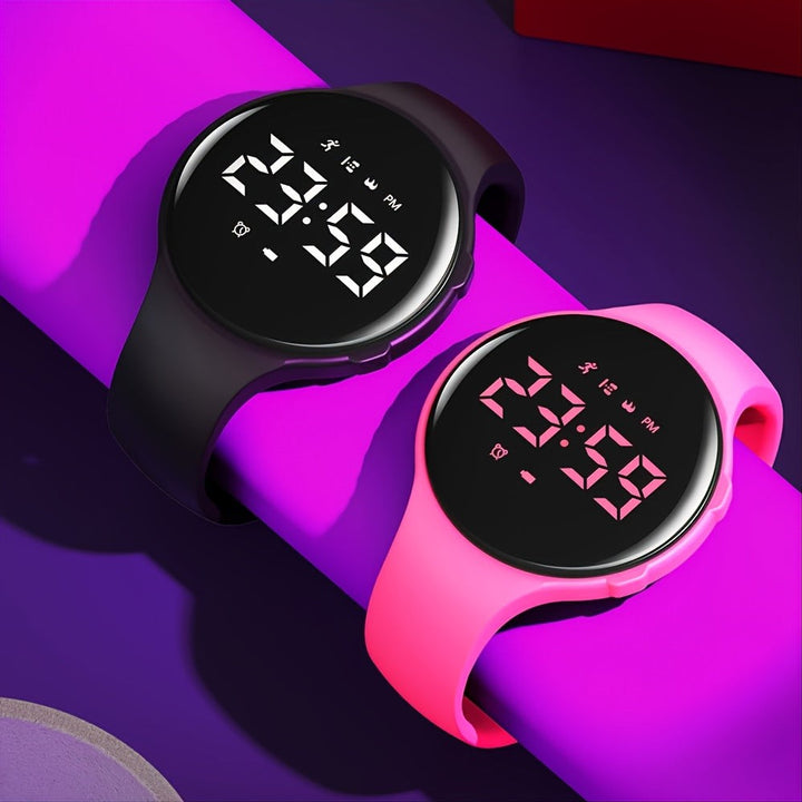 Kids' digital step counter watch with an LED display - product photo 1