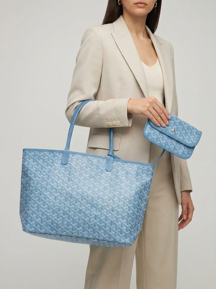 Large geometric print tote bag with a matching pouch - product photo 10