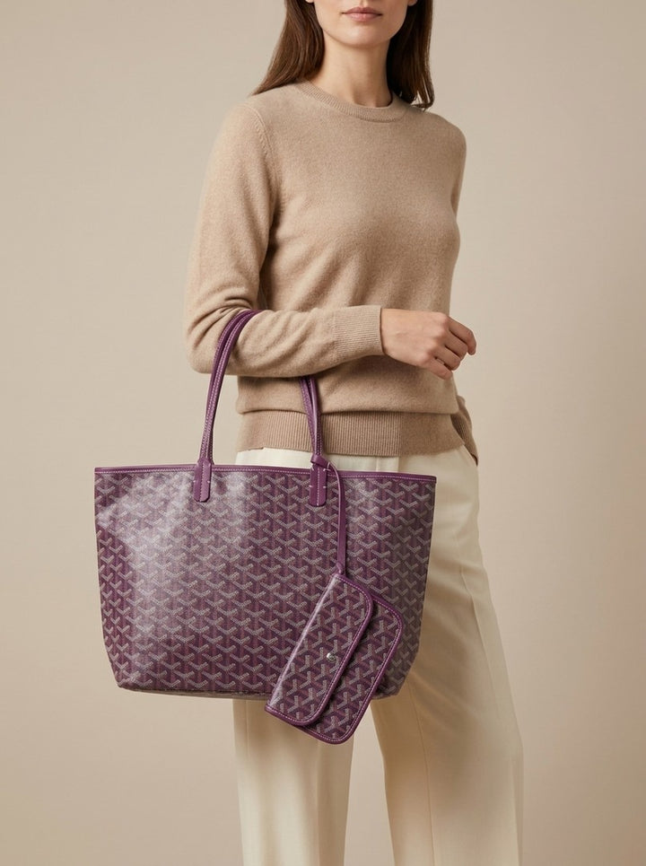 Large geometric print tote bag with a matching pouch - product photo 12