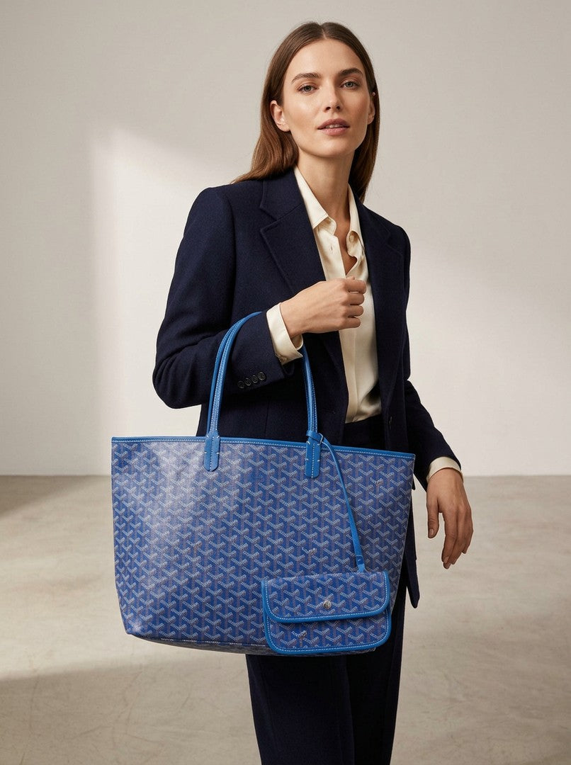 Large geometric print tote bag with a matching pouch - product photo 13