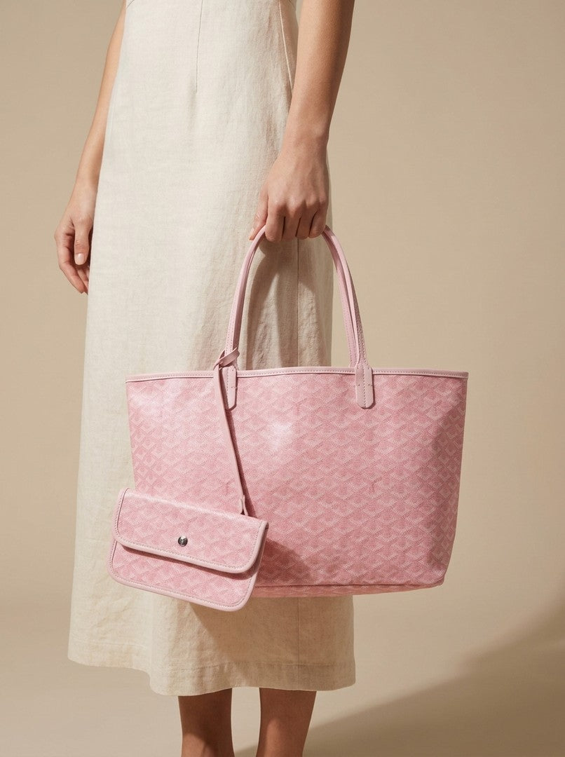Large geometric print tote bag with a matching pouch - product photo 6