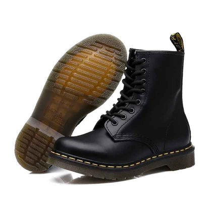 Leather lace-up boots with a grip sole - product photo 1