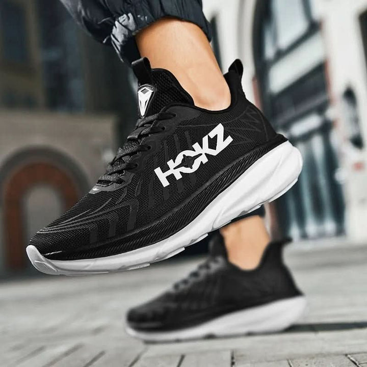 Lightweight cushioned sneaker with a breathable knit upper - product photo 5