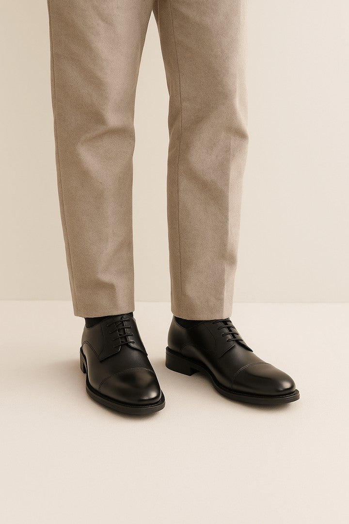 Men's leather Oxford dress shoes with closed lacing - product photo 1