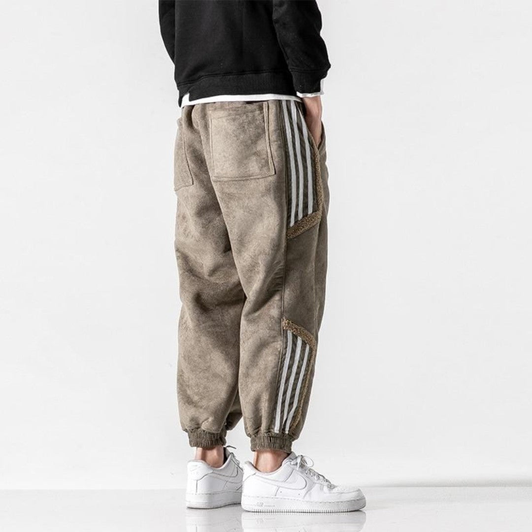 Men's relaxed brushed sweatpants tapered below the knee - product photo 1