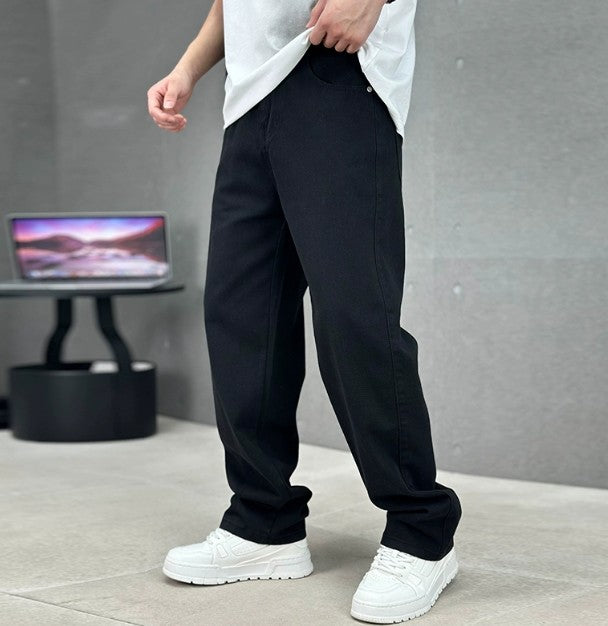Men's straight leg jeans - product photo 3