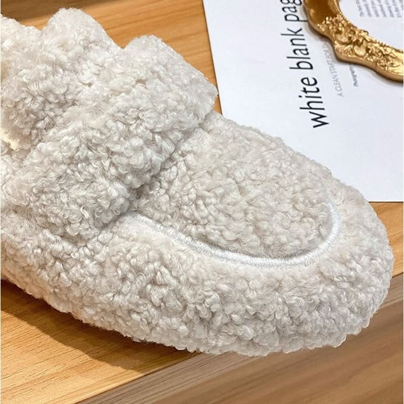 Plush-lined winter slipper with a textured non-slip sole - product photo 4
