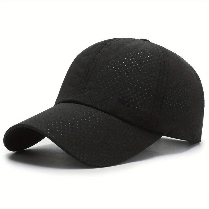Quick-dry mesh cap with breathable panels - product photo 3