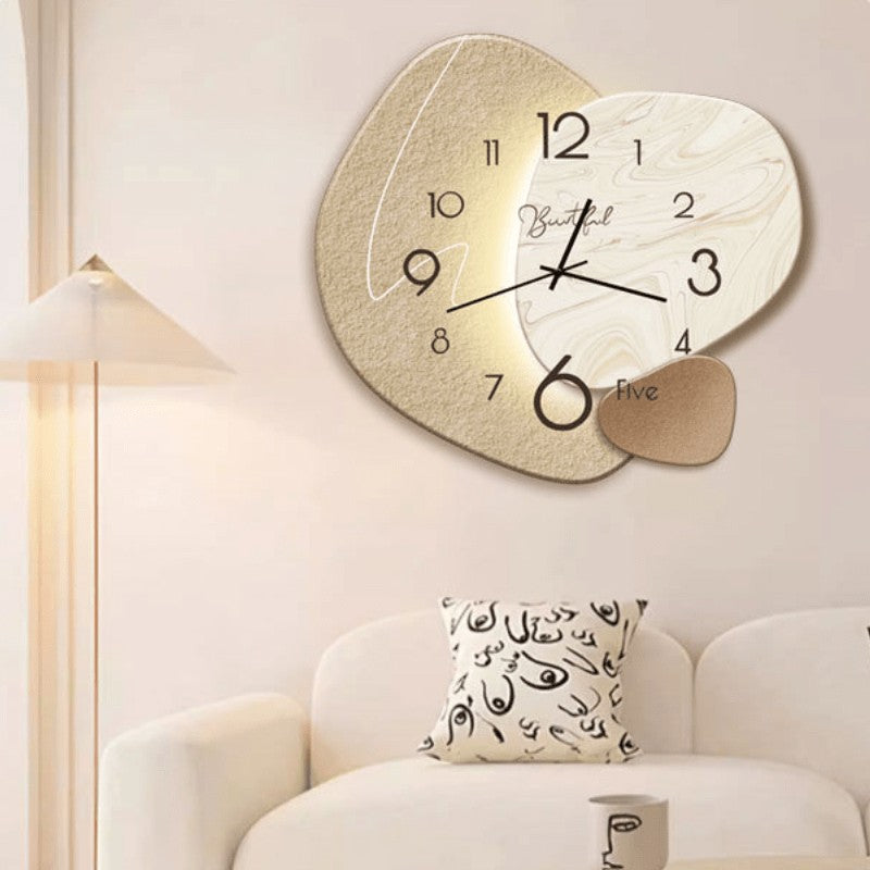 Silent Scandinavian wall clock with a clear dial - product photo 1