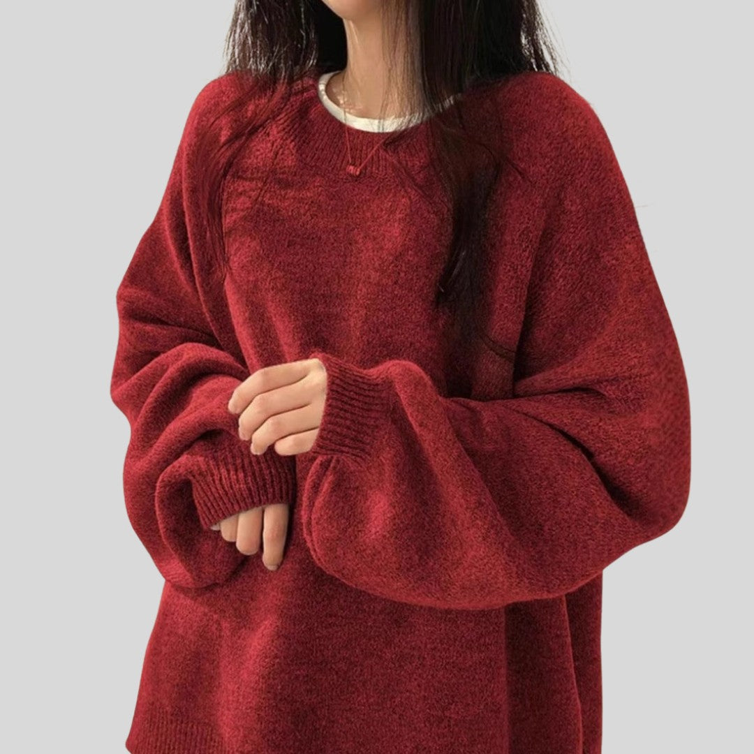 Round neck long sleeve sweater - product photo 1