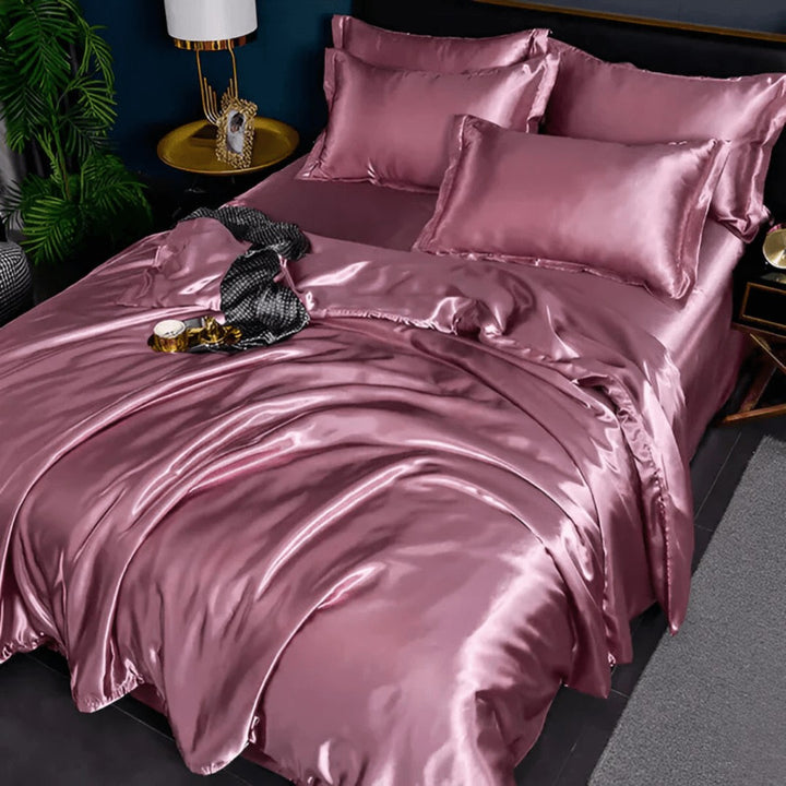 Silky smooth duvet cover and pillowcases on a made bed - product photo 5