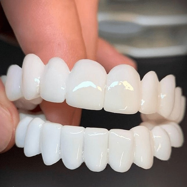 Snap-on cosmetic tooth veneer shell for an even white smile - product photo 1