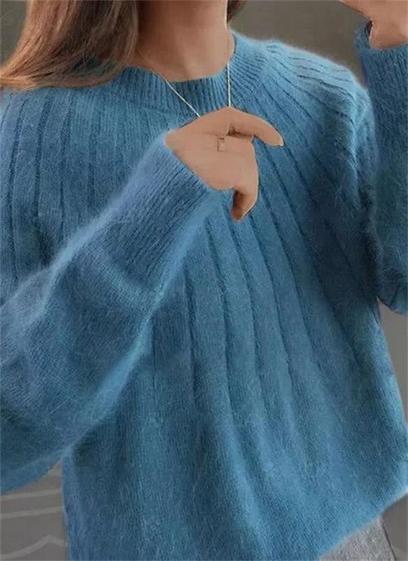 Soft cashmere-blend knit sweater in a pastel colour - product photo 1