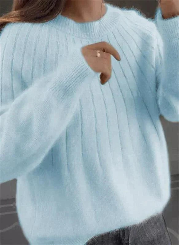 Soft cashmere-blend knit sweater in a pastel colour - product photo 6
