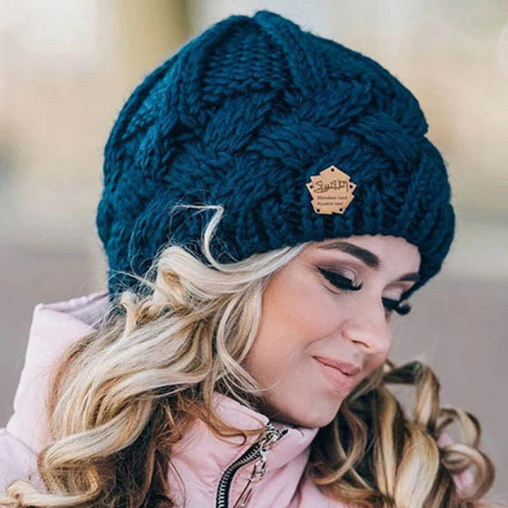 Soft knitted beanie - product photo 3