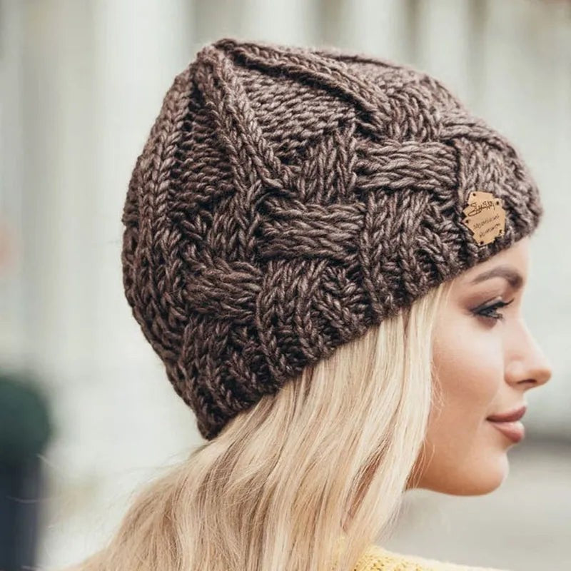 Soft knitted beanie - product photo 4
