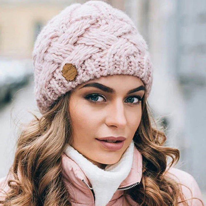 Soft knitted beanie - product photo 6