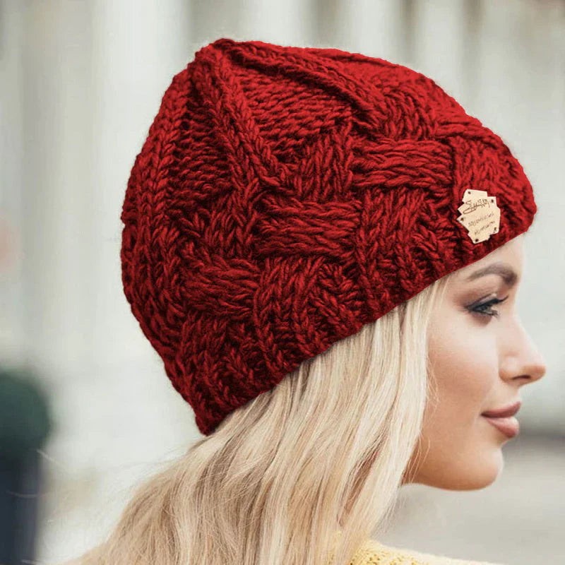 Soft knitted beanie - product photo 7