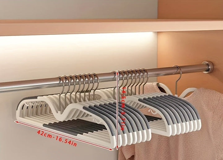 Slim non-slip hangers with rotating hooks - product photo 4