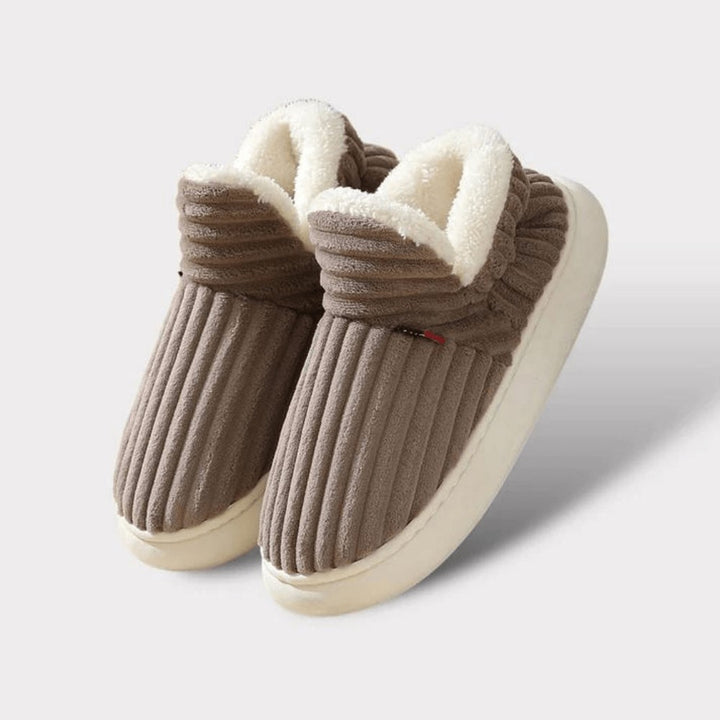 Thermal fleece-lined house slipper with a non-slip rubber sole - product photo 11