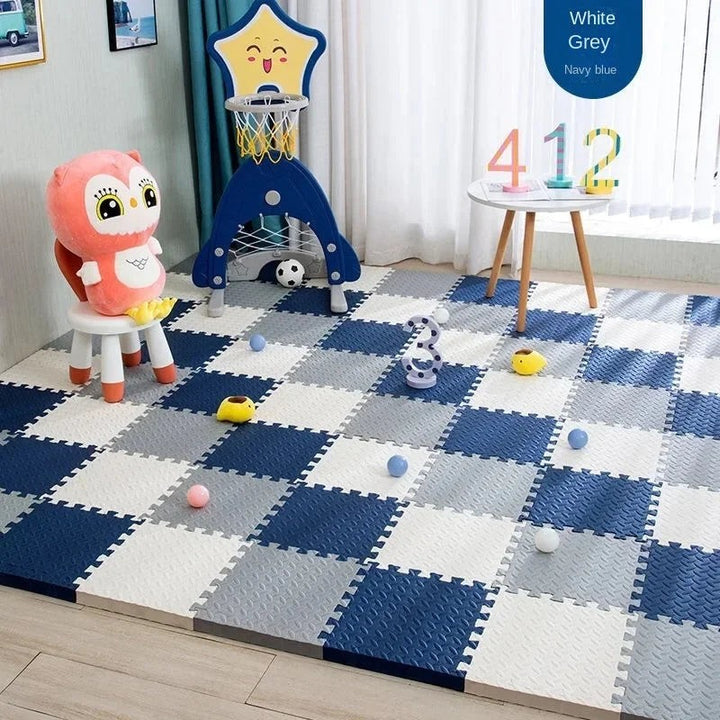 Thick padded baby play mat on a floor - product photo 6