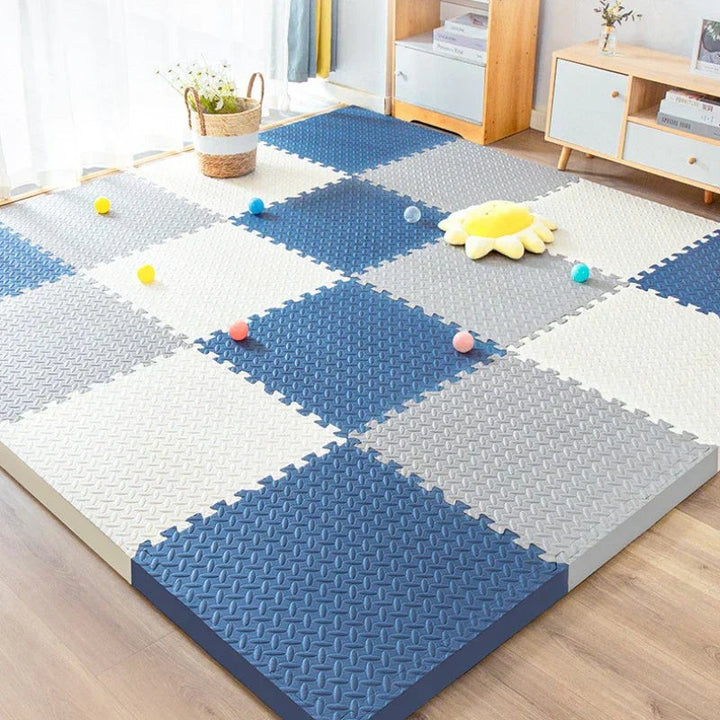 Thick padded baby play mat on a floor - product photo 8